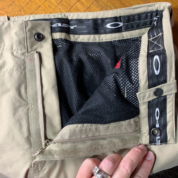 Oakley Road Fuel 3 Ski Board Snow Utility Pants - Picture 8 of 13
